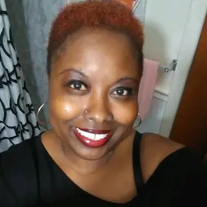 Profile Picture of Joyce Thomas (@writechick) on Tiktok