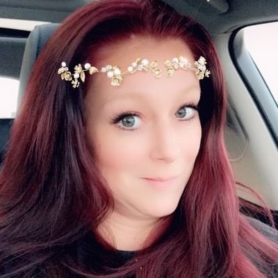 Profile Picture of Cassandra Whitney (@Angelbabi42) on Twitter