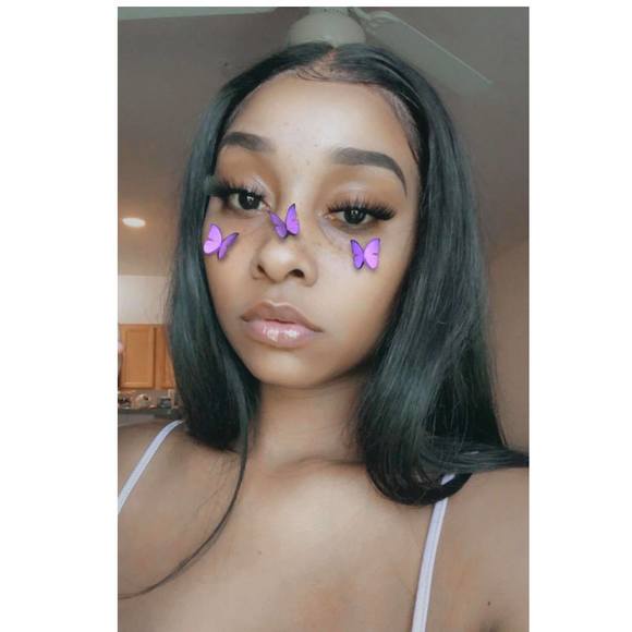 Profile Picture of Raven Hagan (@raven2121) on Poshmark