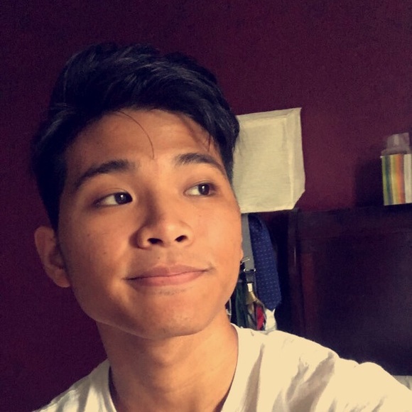 Profile Picture of Luke Duhig (@notkoi) on Poshmark