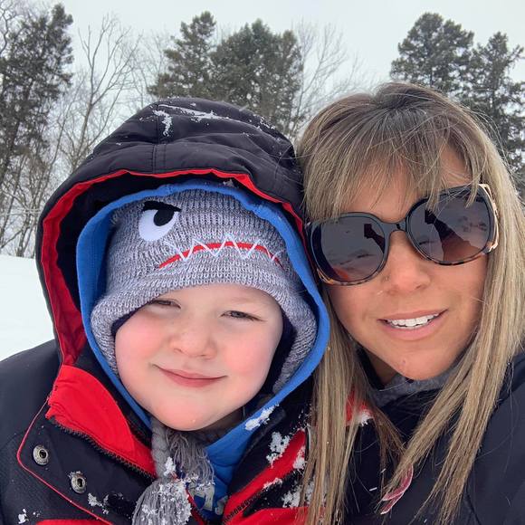 Profile Picture of Erin Tobin (@etobin83) on Poshmark