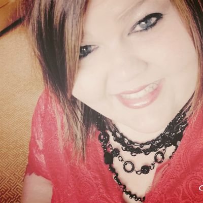 Profile Picture of Debbie Shultz (@debbiecoberley) on Twitter