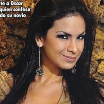 Profile Picture of Candy Silva Campos (@candysilvacampo) on Twitter