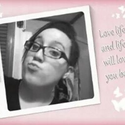 Profile Picture of Jessica Hackney (@mariahackney19) on Twitter