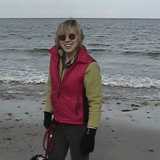 Profile Picture of Laurie Matthews (@laurie.matthews.334) on Facebook