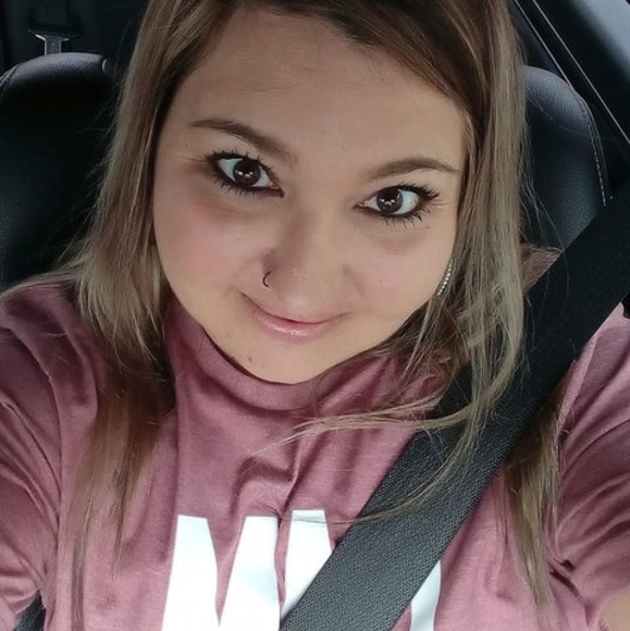 Profile Picture of Brittany Frensley (@b_frensley21) on Poshmark