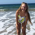 Profile Picture of Ivy Bergen 🌿 (@ivywestcoast) on Instagram