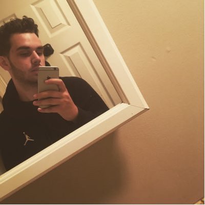 Profile Picture of Joe Varallo (@JoeVarallox) on Twitter