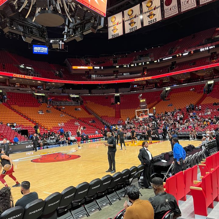 Profile Picture of JQ (@.johnquirion) on Tiktok