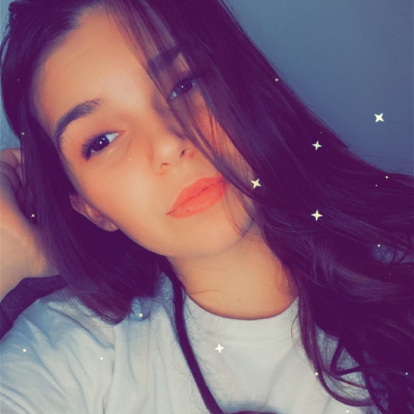 Profile Picture of Rachael Allen (@simerrachael) on Poshmark