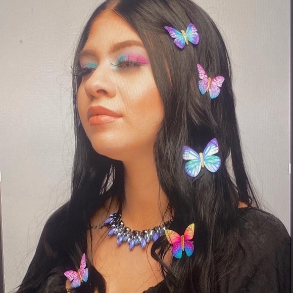 Profile Picture of Savannah Varian (@savannah_varian) on Poshmark