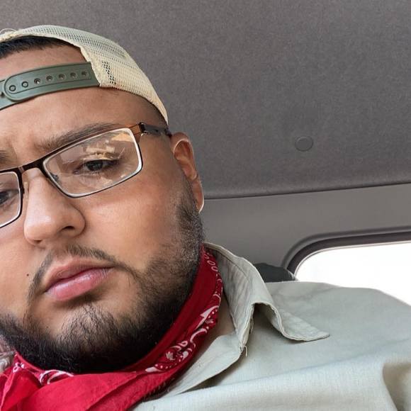Profile Picture of Jesse Ramirez (@jesseram210) on Poshmark