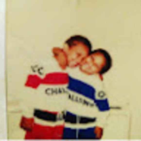 Profile Picture of Alladin Lord (@lorddin83) on Poshmark