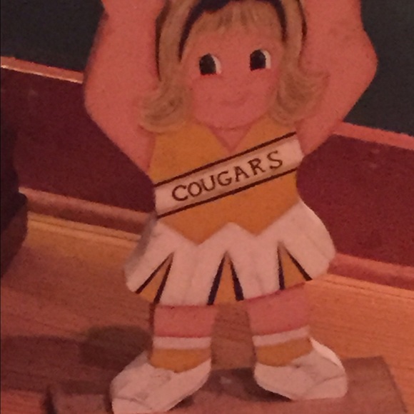 Profile Picture of Lucy Suter (@lucymsuter) on Poshmark