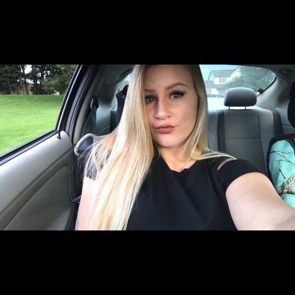 Kelsi Carter - Poshmark Profile Picture of Kelsi Carter (@kelsic24) on Poshmark