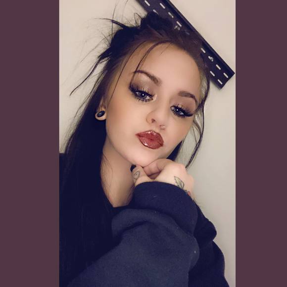 Profile Picture of Taneesha Berman (@taneeshaberman) on Poshmark