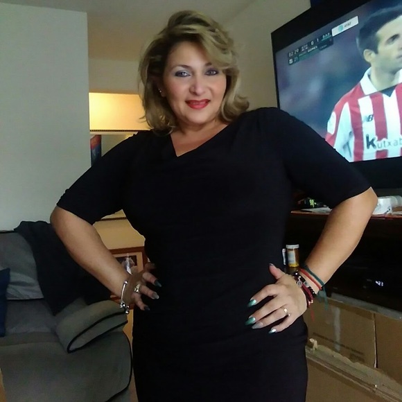 Profile Picture of Alba Ramirez (@albaramirez730) on Poshmark