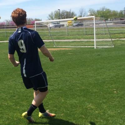 Profile Picture of Ben Sanders (@Cloverssss) on Twitter