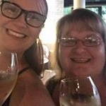 Profile Picture of Amanda Browne (@mandy_b_2_read) on Instagram