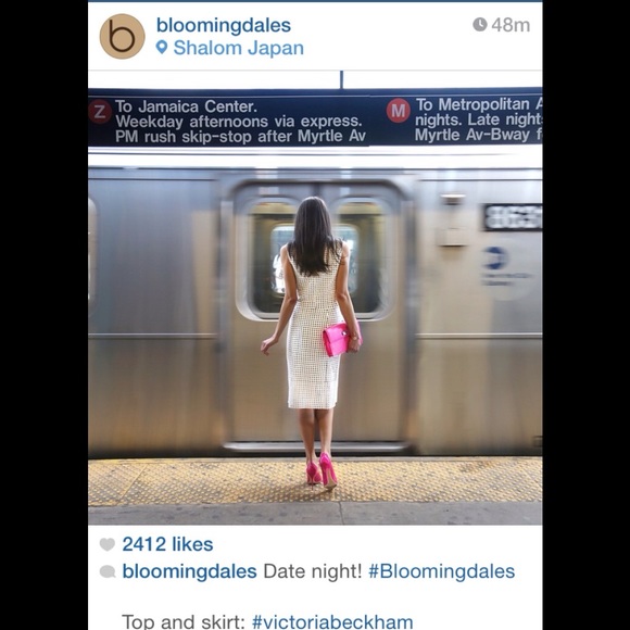 Laura Olgin - Poshmark Profile Picture of Laura Olgin (@dailydoseostyle) on Poshmark