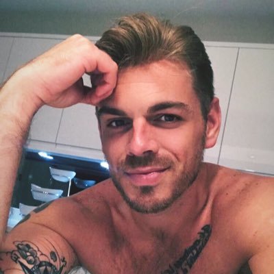 Profile Picture of Daryl Williams (@WillD861) on Twitter