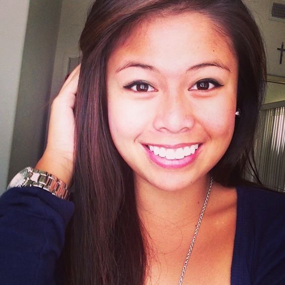 Profile Picture of Pauline Manalad (@paulineyy09) on Poshmark