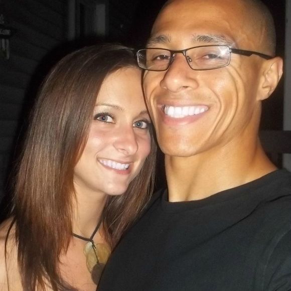 Profile Picture of Ashley Cozzette (@ashleycossette2) on Poshmark