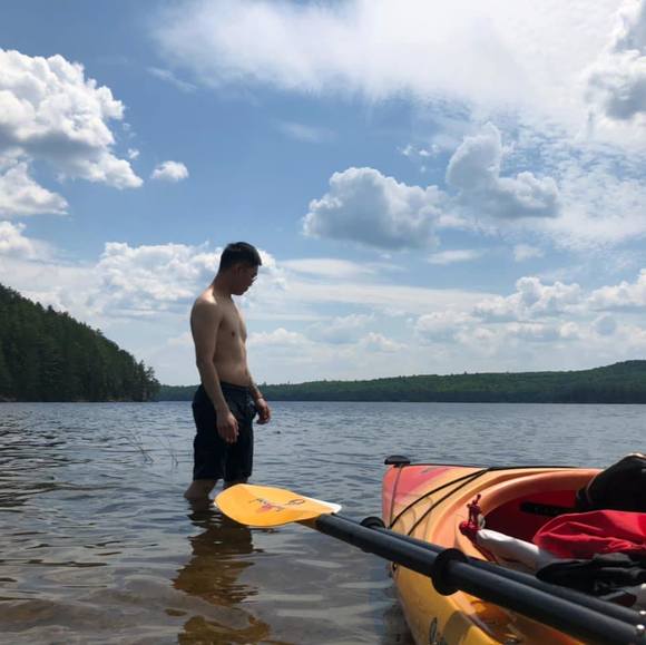 Profile Picture of Vincent Tseng (@vincenttseng) on Poshmark