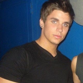 Profile Picture of Julian Perotti (@julian.perotti.10) on Facebook