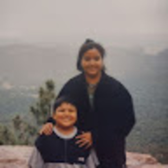 Profile Picture of Melanie Toledo (@melly9021) on Poshmark