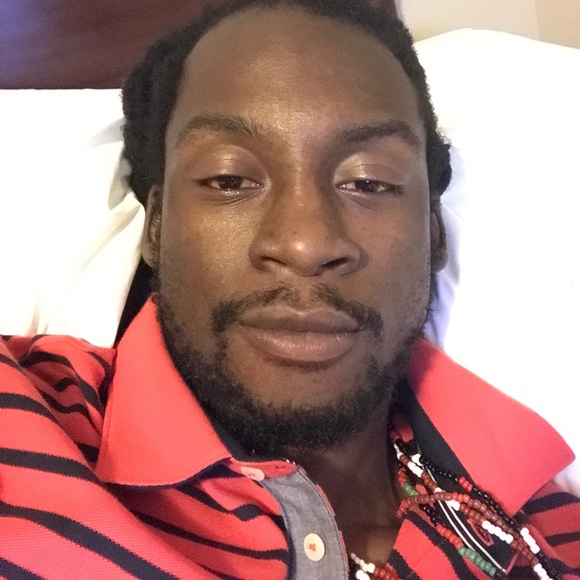 Profile Picture of Xavier Roberson (@kingserious) on Poshmark