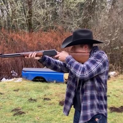Profile Picture of Gavin McDermott (@mcdermottg17) on Twitter