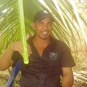 Profile Picture of Libio Gonzalez (@libio_gonzalez) on Twitter