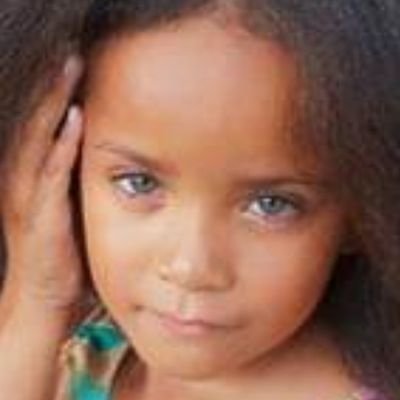 Profile Picture of Michelle Moloney (@michellemolon10) on Twitter