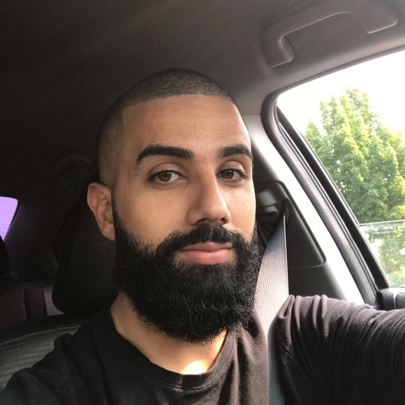 Profile Picture of Mohammed Mohammed (@baghdad7) on Poshmark