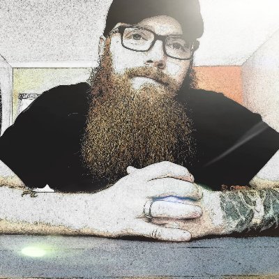 Profile Picture of Luke Hendrickson (@HenderRed) on Twitter