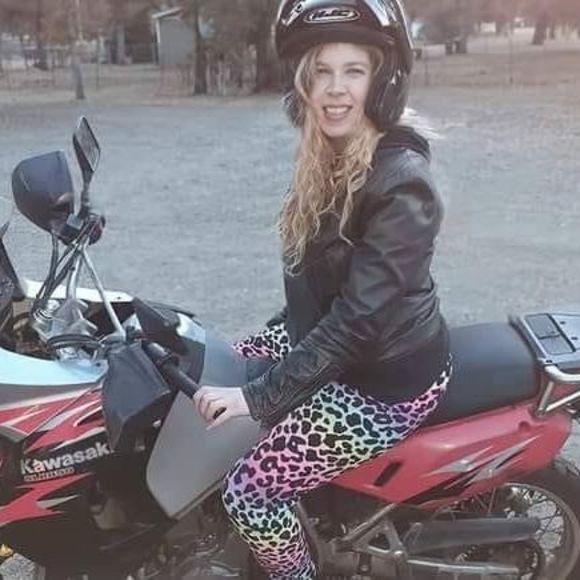 Profile Picture of Amber Rindosh (@aurora81290) on Poshmark