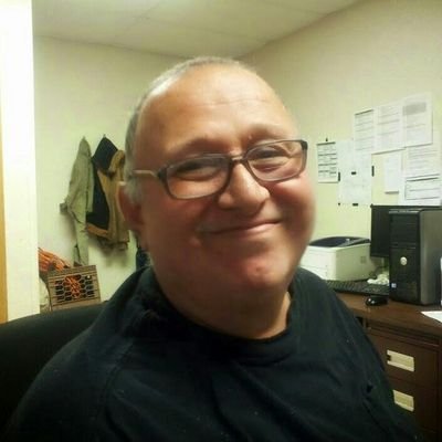 Profile Picture of Peter Hollis (@ph34377) on Twitter