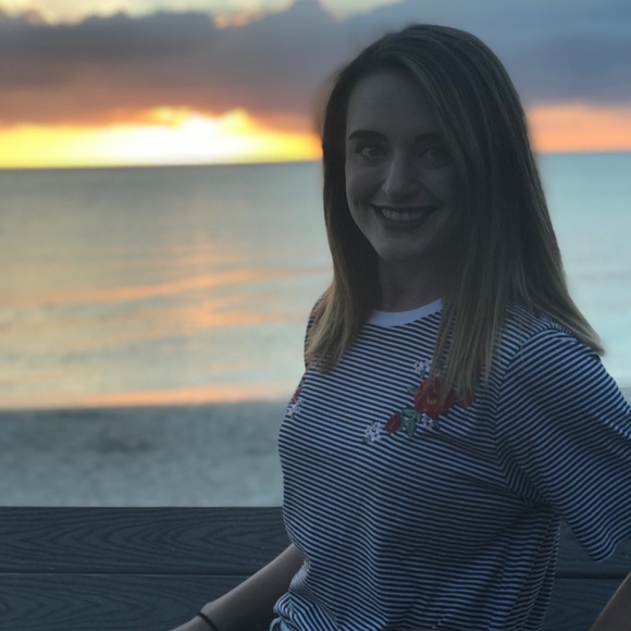 Profile Picture of Julie Hill (@jnhill507) on Poshmark