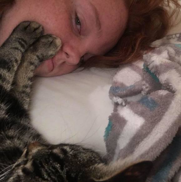 Profile Picture of Clarissa Thompson (@rissathomp) on Poshmark