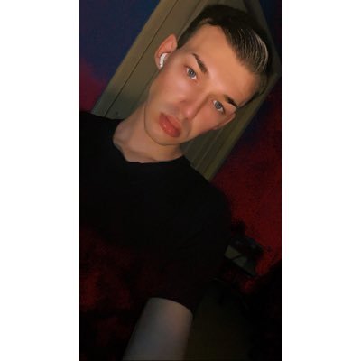 Profile Picture of 𝙿𝚊𝚞𝚕 𝚆𝚒𝚕𝚕𝚒𝚊𝚖 𝙲𝚑𝚎𝚛𝚛𝚢 (@paulcherry_) on Twitter