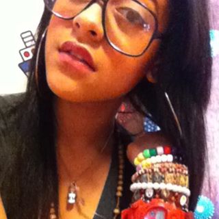 Profile Picture of Jocelyn Dailey (和爱幸福) (@Jocelyn-Dailey) on Facebook