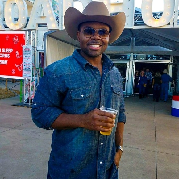 Profile Picture of Reggie Nelson (@rnelson85) on Poshmark