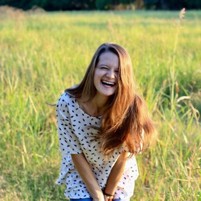 Profile Picture of Jillian Mitchell (@Jillianelyse14) on Twitter