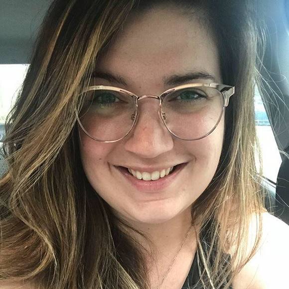 Profile Picture of Shelbie Collopy (@shelbiecollopy) on Poshmark