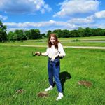 Profile Picture of Ella (@ellatopp) on Instagram