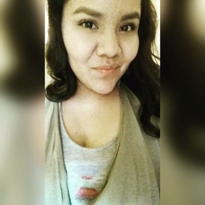Profile Picture of Rhonda Gould-Lewis (@RhondaGould05) on Twitter