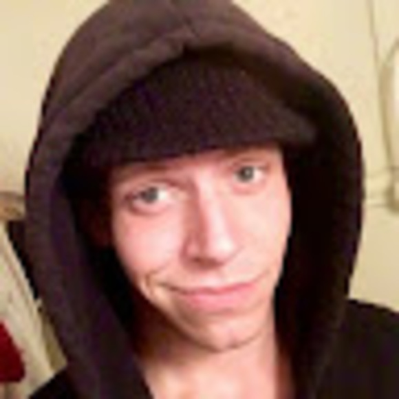 Profile Picture of Andrew Ingham (@andrew_ingham) on Poshmark