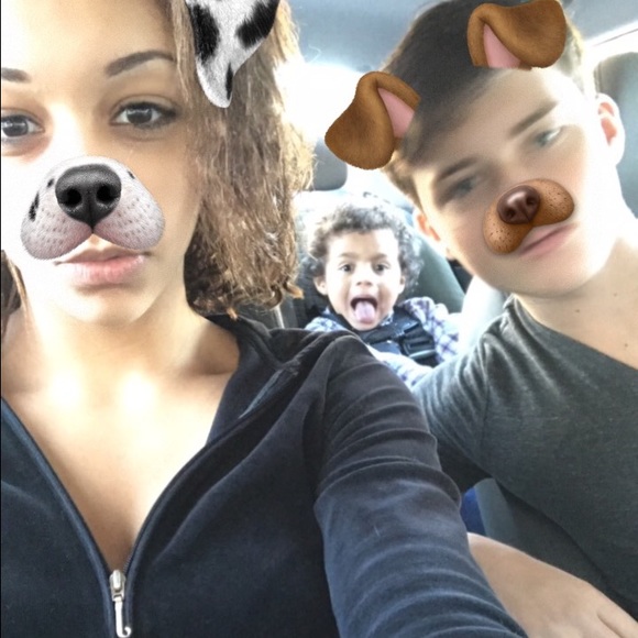 Profile Picture of Alissa Blomdahl (@alissablomdahl) on Poshmark