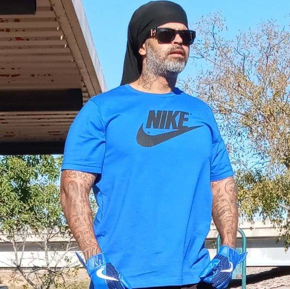 Profile Picture of Joe Pringle (@joepringle) on Poshmark